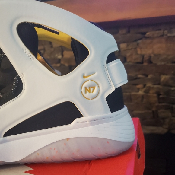 Nike Air Flight Huarache Ultra N7 shoes - Picture 4 of 6